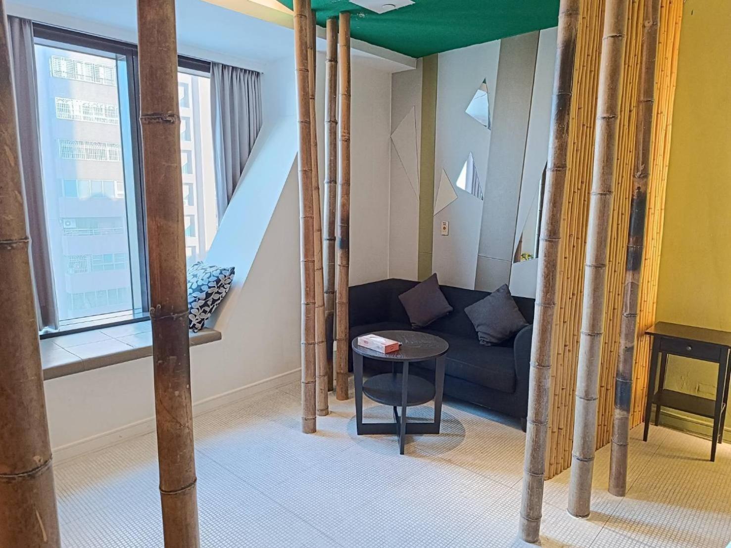 三条文旅 Apartment Каосюн Екстериор снимка