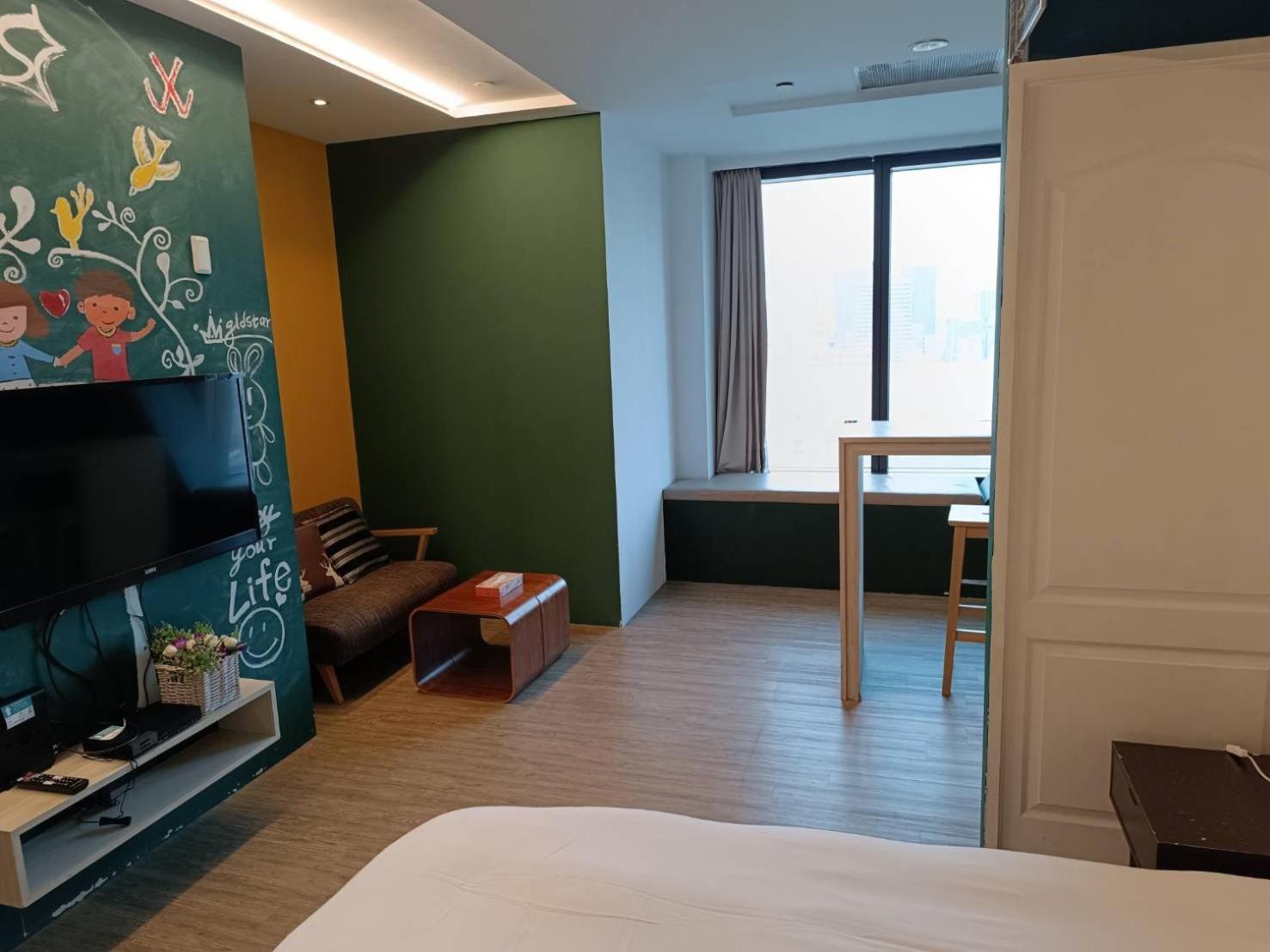 三条文旅 Apartment Каосюн Екстериор снимка